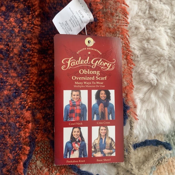 NWT Faded Glory Navy and Orange Oblong Scarf - Picture 2 of 9
